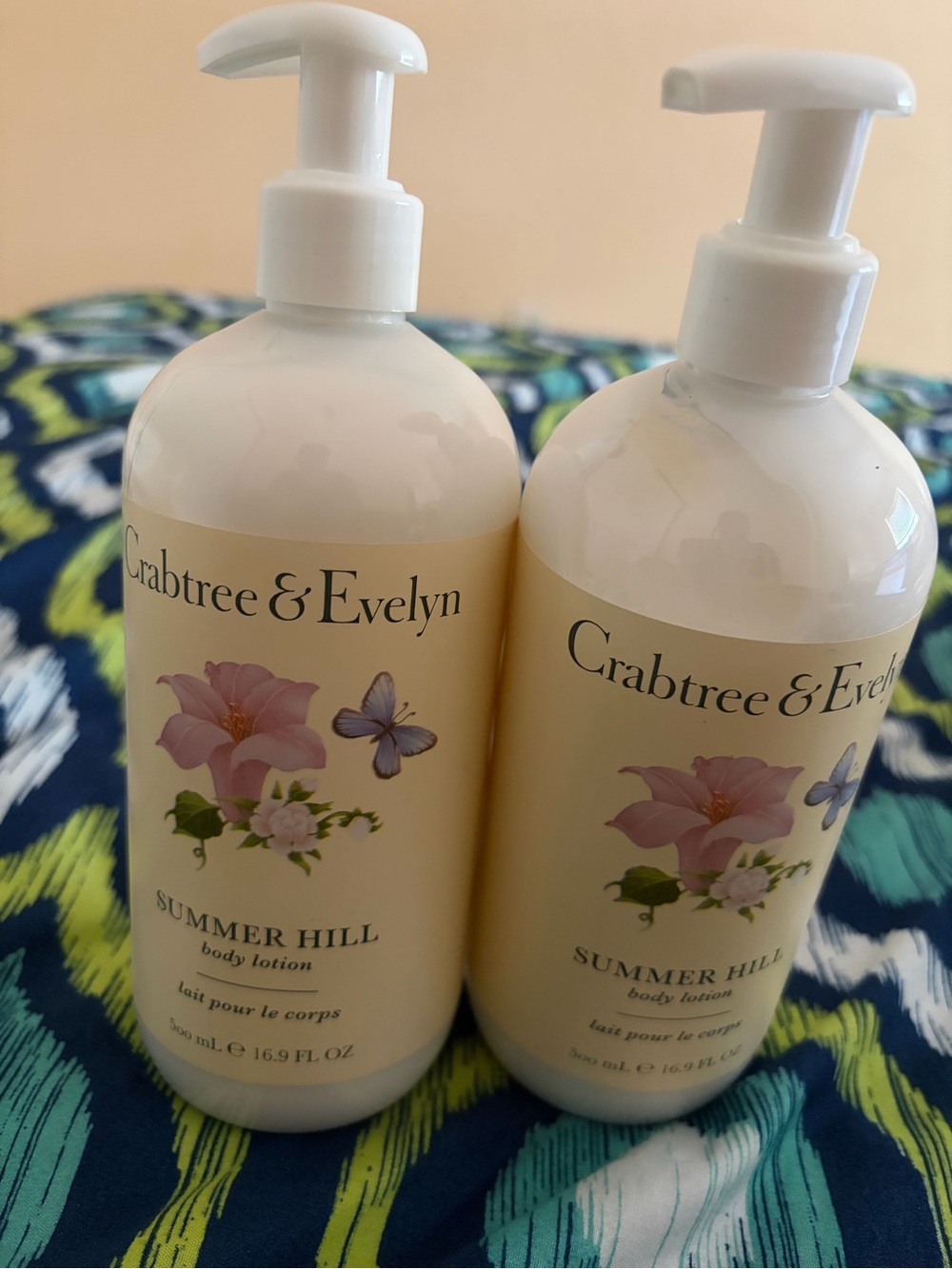 Crabtree & Evelyn Summer Hill Body Lotion - Cream & Pink Accents